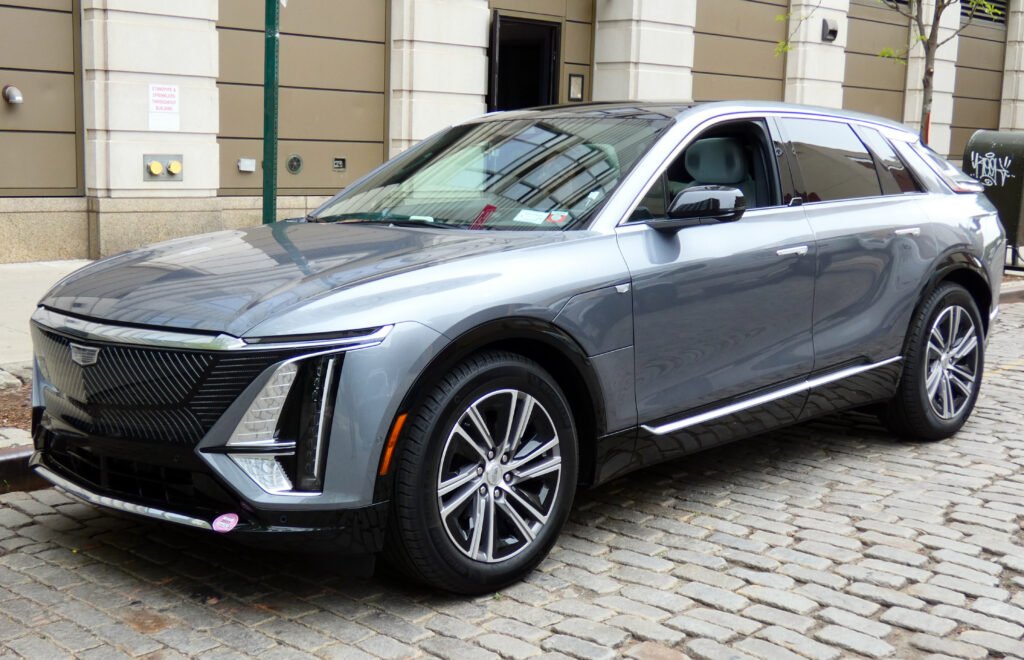 do the driving modes in cadillac lyriq offer different ranges or battery usages?

